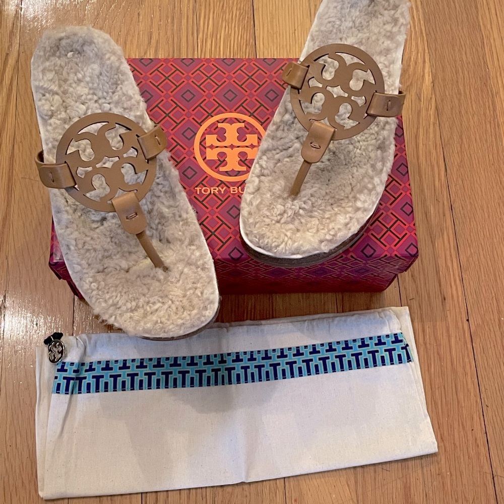 TORY BURCH Miller Cloud Shearling Sandals - Women’s Size 8 - New In Box - Picture 7 of 10